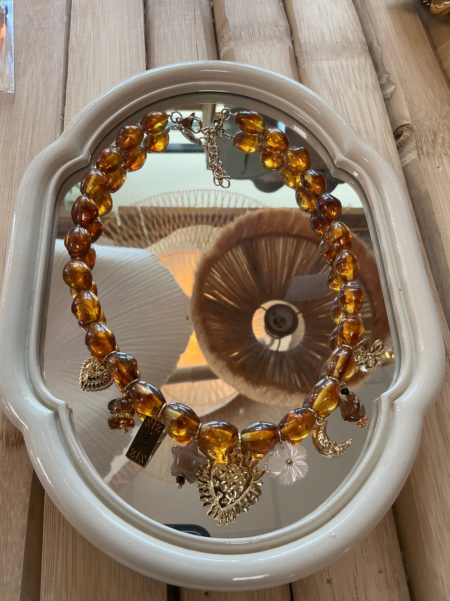 Collier marron gros cœur