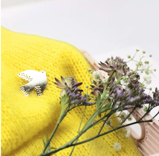 Pin's Colombe En Laiton