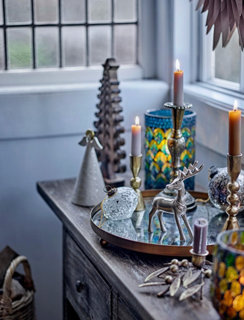 Mirabel Bougeoir, Or, Métal