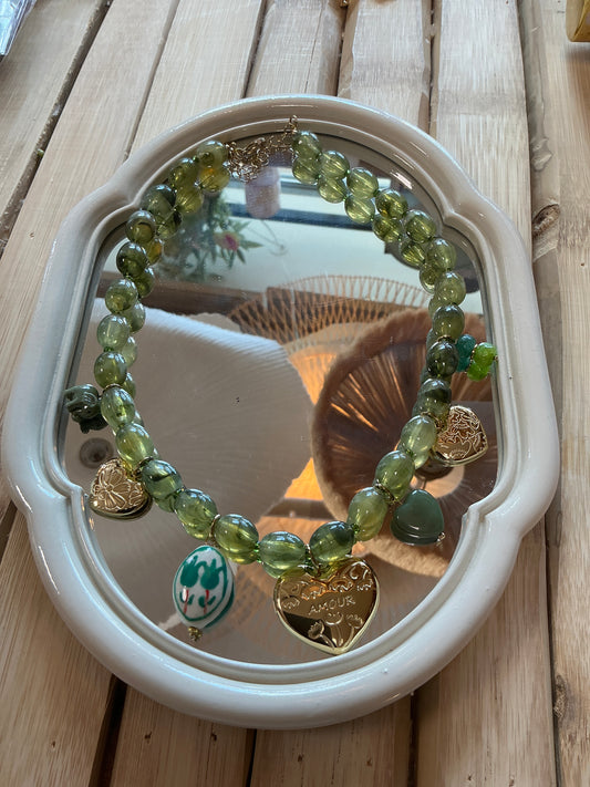 Collier vert éléphant