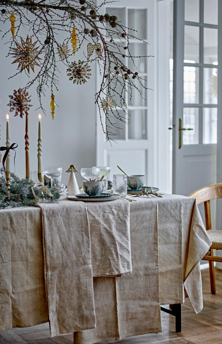 Auralia Bibelot, Or, Verre