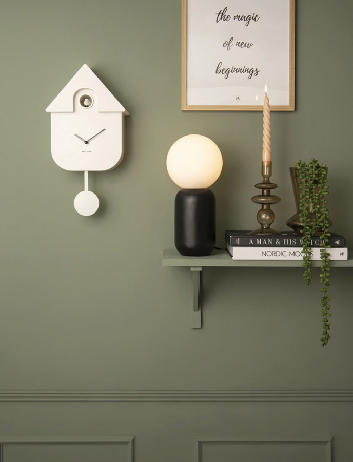 Horloge murale moderne à coucou