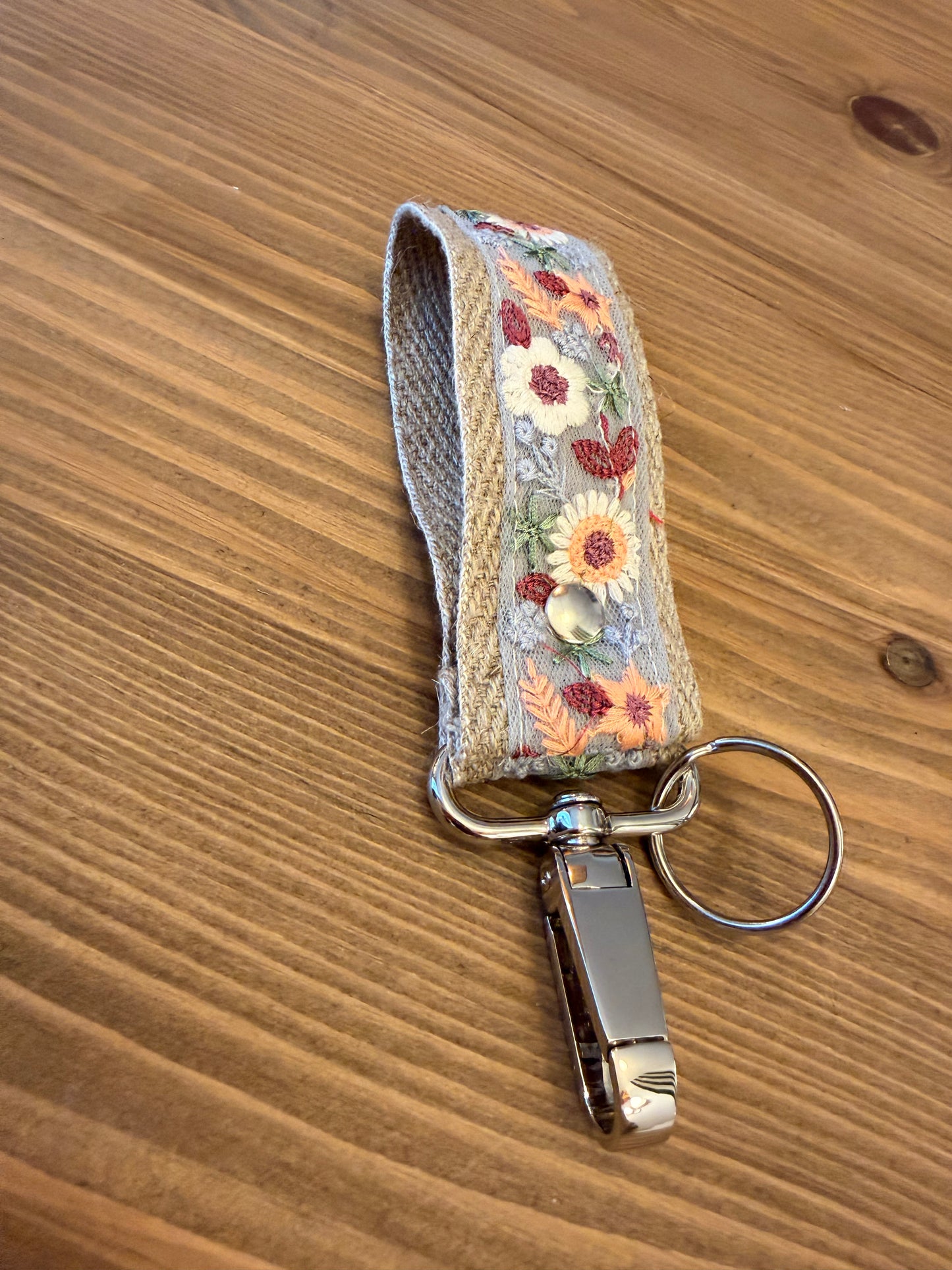 SANGLE PORTE CLÉ GALONS INDIEN