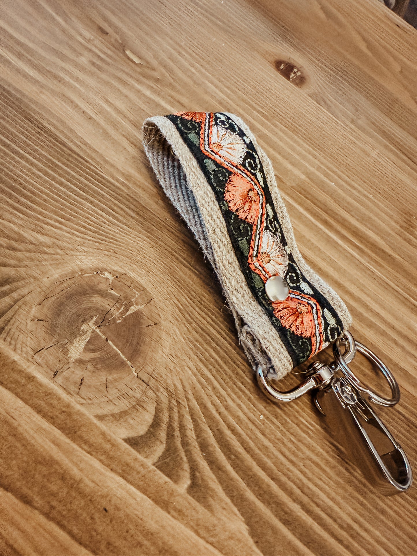 SANGLE PORTE CLÉ GALONS INDIEN